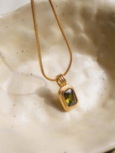 Load image into Gallery viewer, Green Square Stone Necklace
